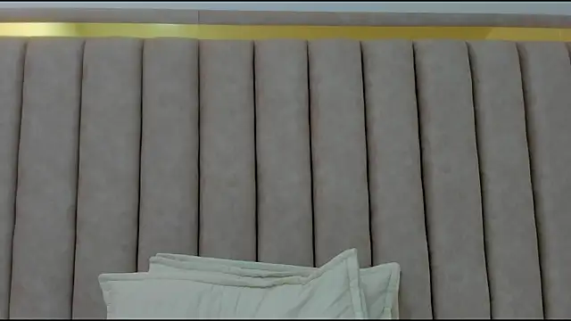 FreyaMoller online show from 17, 12, 2025