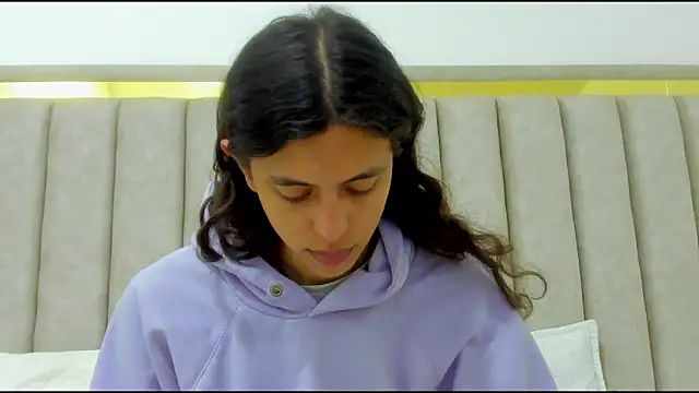 FreyaMoller online show from 27, 11, 2025