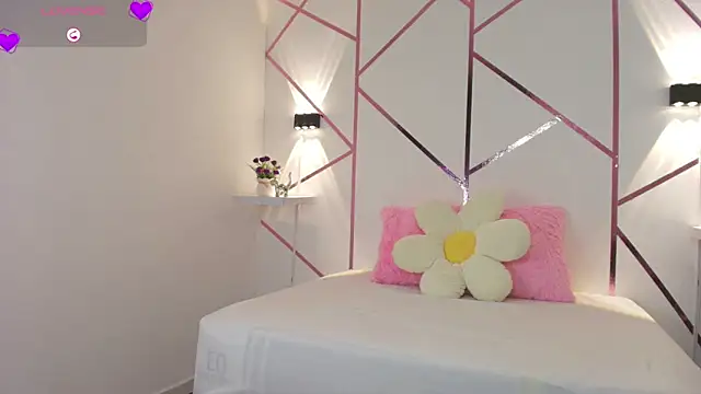 penelope22x  online show from 4, 2, 2025
