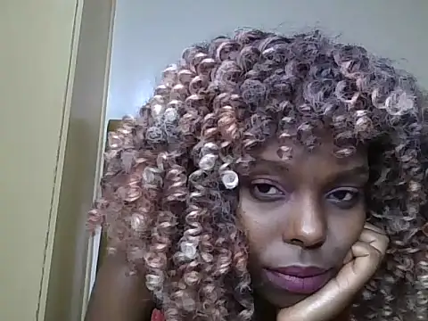 naughty ebony-queen online show from 20, 5, 2026