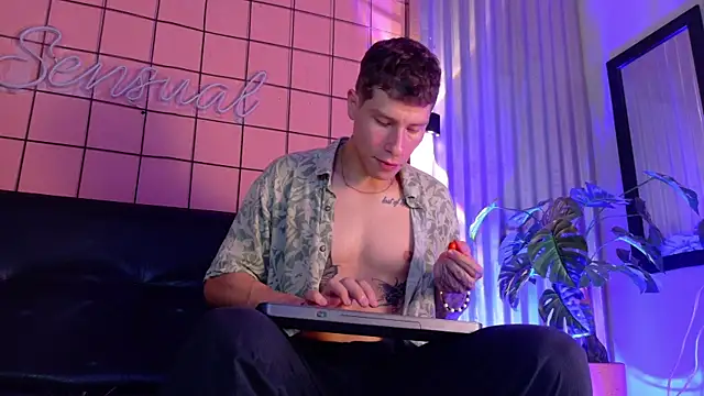 french sexx online show from 12, 4, 2026