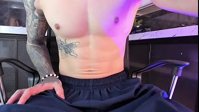 french sexx online show from 4, 12, 2025