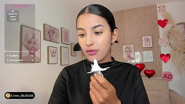 Kimm khalifa online show from 18, 2, 2025