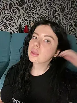 Kimi Ass online show from 28, 1, 2025