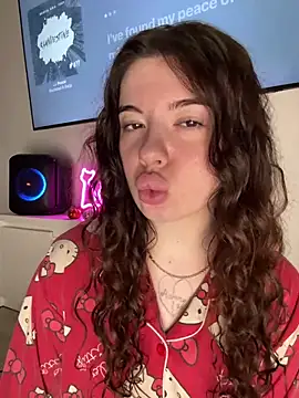 Kimi Ass online show from 2, 11, 2025