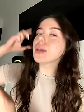 Kimi Ass online show from 17, 11, 2025