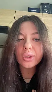 Kimi Ass online show from 7, 4, 2026