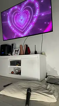 Kimi Ass online show from 25, 3, 2026