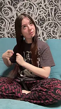 Kimi Ass online show from 10, 6, 2026