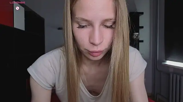 Elis Fox online show from 22, 6, 2026