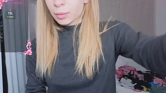 Elis Fox online show from 16, 2, 2026