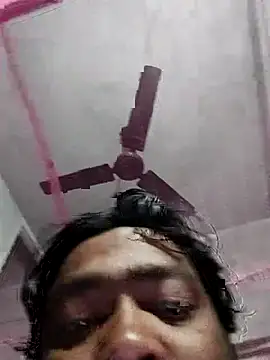 Young couple143 online show from 11, 3, 2025