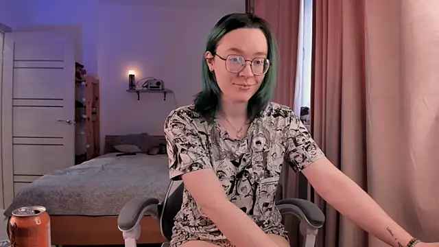 alisahug online show from 17, 11, 2025