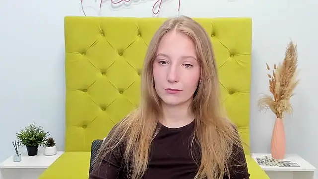 Snapshot of LolaWilsons chatting on 29, 4, 2026 LolaWilsons online show from 29, 4, 2026