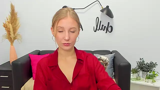 LolaWilsons online show from 28, 11, 2025