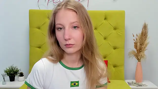 LolaWilsons online show from 22, 4, 2026