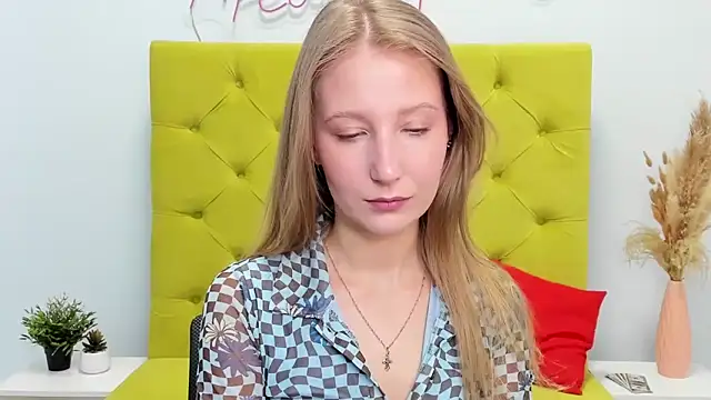 LolaWilsons online show from 10, 3, 2026