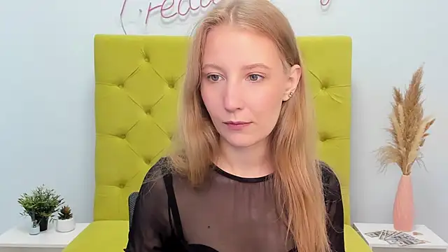 Snapshot of LolaWilsons chatting on 1, 6, 2026 LolaWilsons online show from 1, 6, 2026