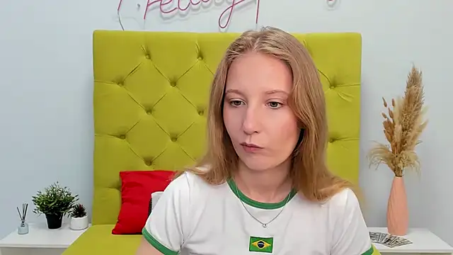Snapshot of LolaWilsons chatting on 19, 5, 2026 LolaWilsons online show from 19, 5, 2026