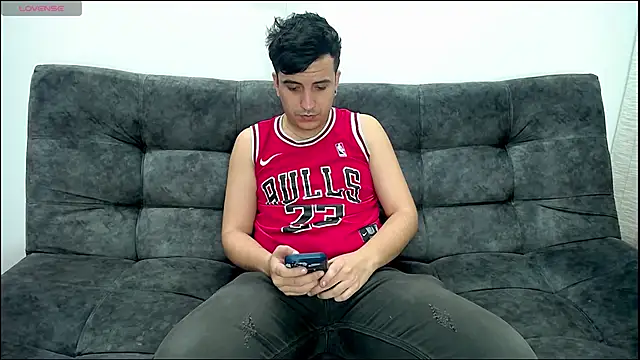 SlimLoves online show from 10, 11, 2025