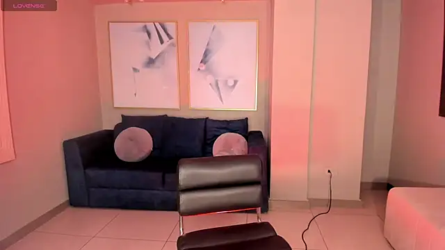 SamanthaConnor  online show from 25, 2, 2025