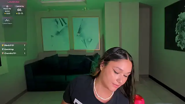 SamanthaConnor  online show from 27, 2, 2025