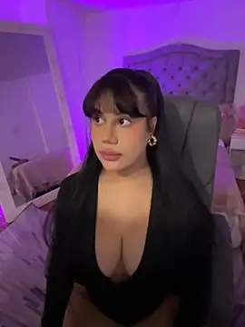 AshleyFerrer online show from 4, 12, 2025