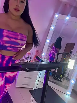 AshleyFerrer online show from 27, 2, 2025