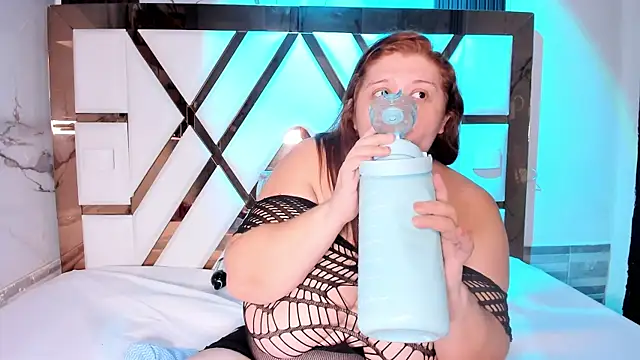 Snapshot of Camila_Fajardo chatting on 22, 11, 2025 Camila Fajardo online show from 22, 11, 2025