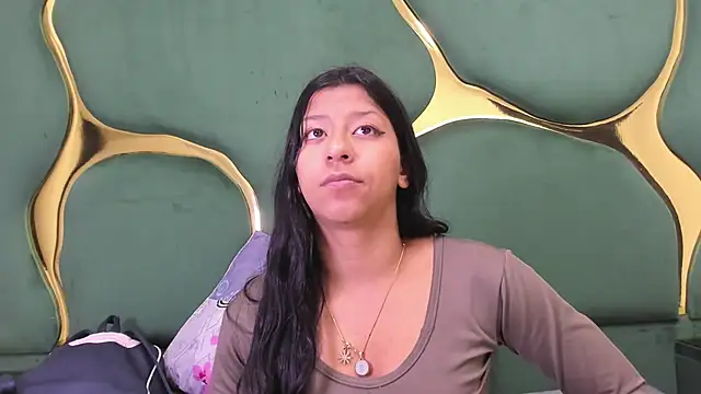 Snapshot of VaneLin18 chatting on 5, 12, 2025 VaneLin18 online show from 5, 12, 2025