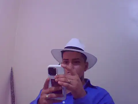 Malandralle online show from 5, 12, 2025