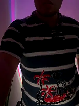 Snapshot of Malandralle chatting on 21, 11, 2025 Malandralle online show from 21, 11, 2025