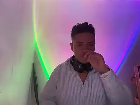 Snapshot of Malandralle chatting on 27, 11, 2025 Malandralle online show from 27, 11, 2025