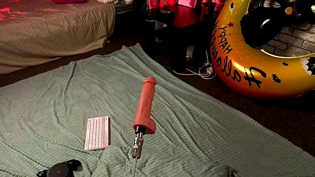 Snapshot of Frie_Moor chatting on 26, 10, 2025 Frie Moor online show from 26, 10, 2025