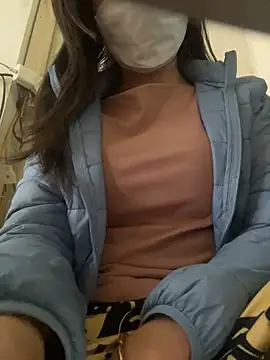 Snapshot of Tuongvy05 chatting on 25, 2, 2025 Tuongvy05 online show from 25, 2, 2025