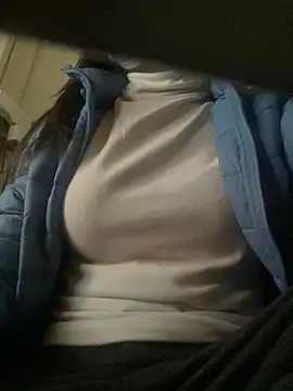 Snapshot of Tuongvy05 chatting on 25, 2, 2025 Tuongvy05 online show from 25, 2, 2025