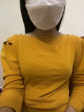 Snapshot of Tuongvy05 chatting on 18, 3, 2025 Tuongvy05 online show from 18, 3, 2025