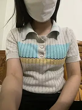 Snapshot of Tuongvy05 chatting on 21, 3, 2025 Tuongvy05 online show from 21, 3, 2025