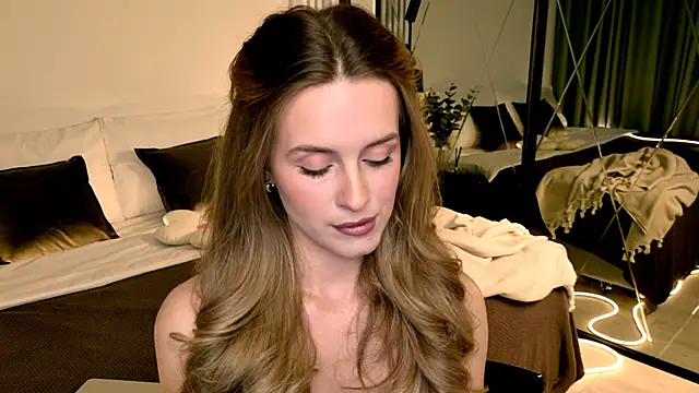 RozzitaBedberry online show from 19, 4, 2026