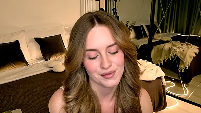 RozzitaBedberry online show from 18, 4, 2026