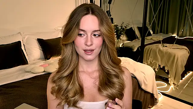 RozzitaBedberry online show from 10, 4, 2026