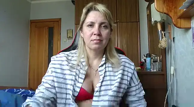 IrinaB1 online show from 1, 3, 2025