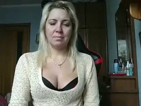 IrinaB1 online show from 11, 11, 2025