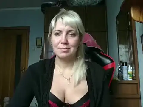 IrinaB1 online show from 10, 10, 2025