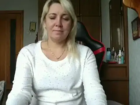 IrinaB1 online show from 9, 11, 2025