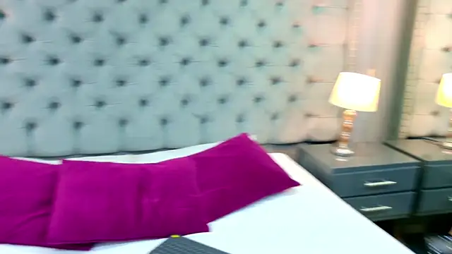 SamantaG online show from 26, 11, 2025