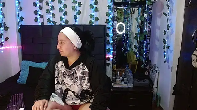 the lesbian game online show from 12, 9, 2025