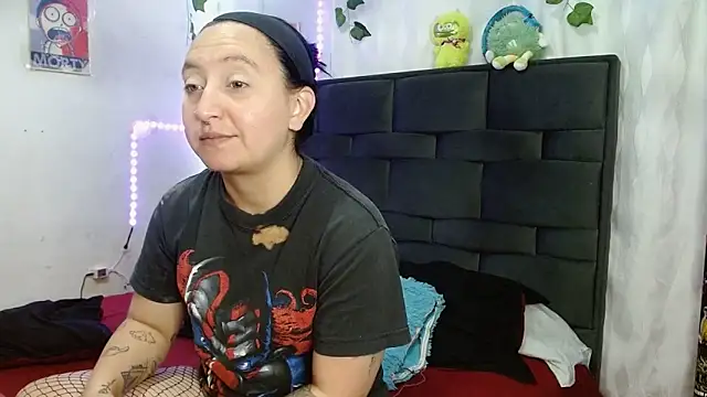 the lesbian game online show from 11, 3, 2026