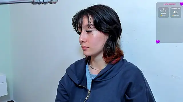 lizzy davis 1 online show from 6, 2, 2026