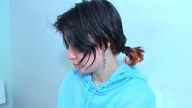 lizzy davis 1 online show from 8, 3, 2026